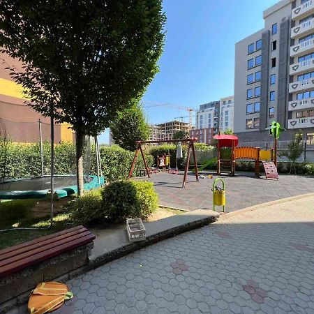 Johannesburg Spacious Family Apt W Free Parking And Playground Sofia Exterior foto
