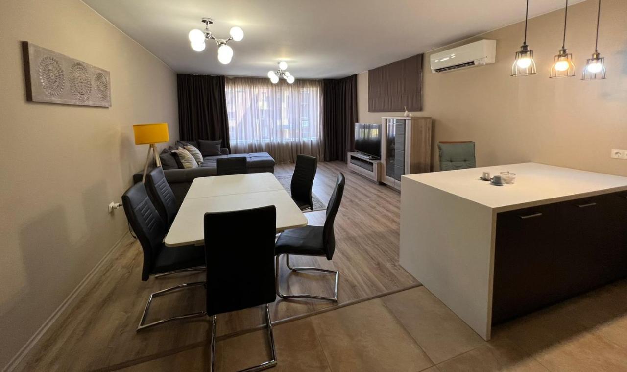 Johannesburg Spacious Family Apt W Free Parking And Playground Sofia Exterior foto